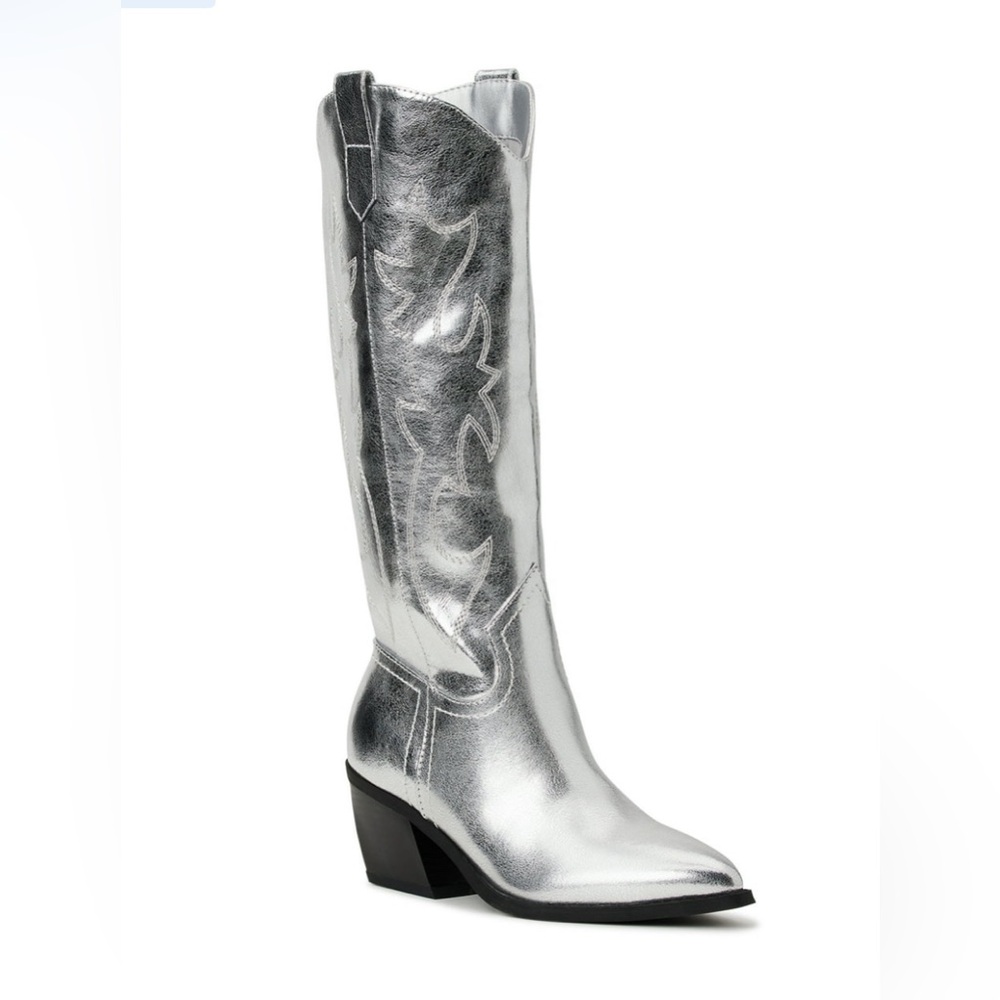 Steve Madden Silver Western Cowboy Boots.worn twice